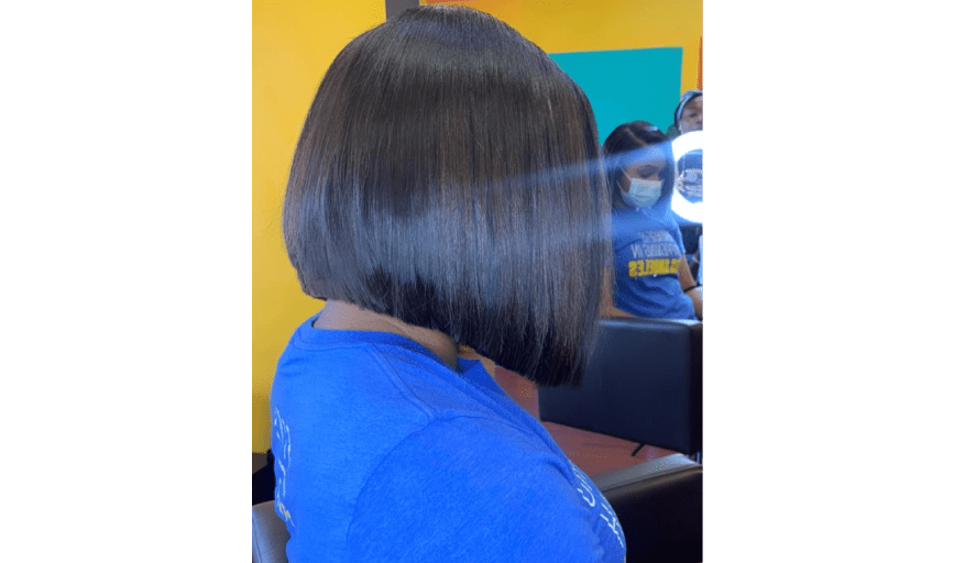 WOMEN’S HAIRCUT
